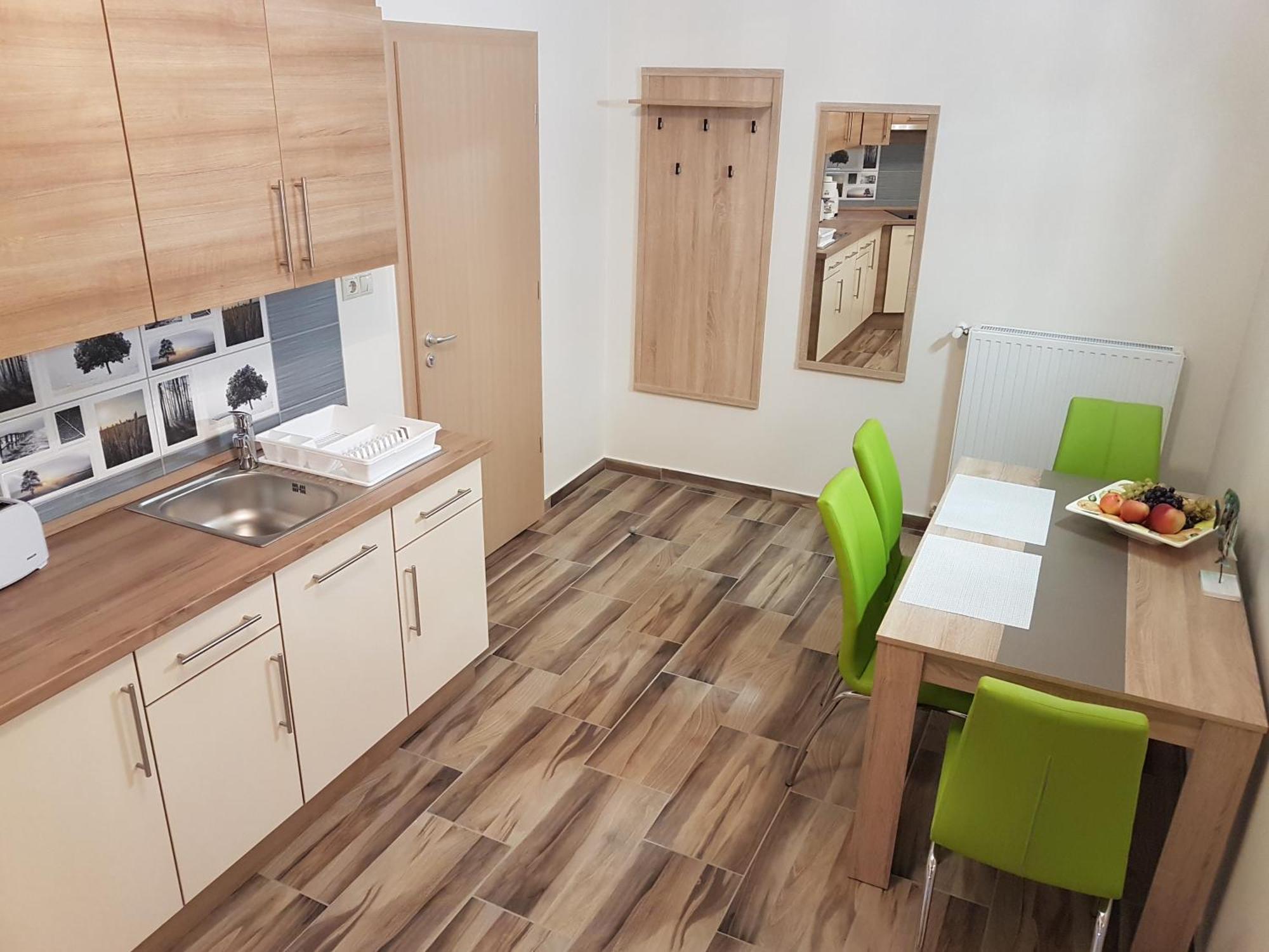 Silver Lodge Apartments Eger Room photo