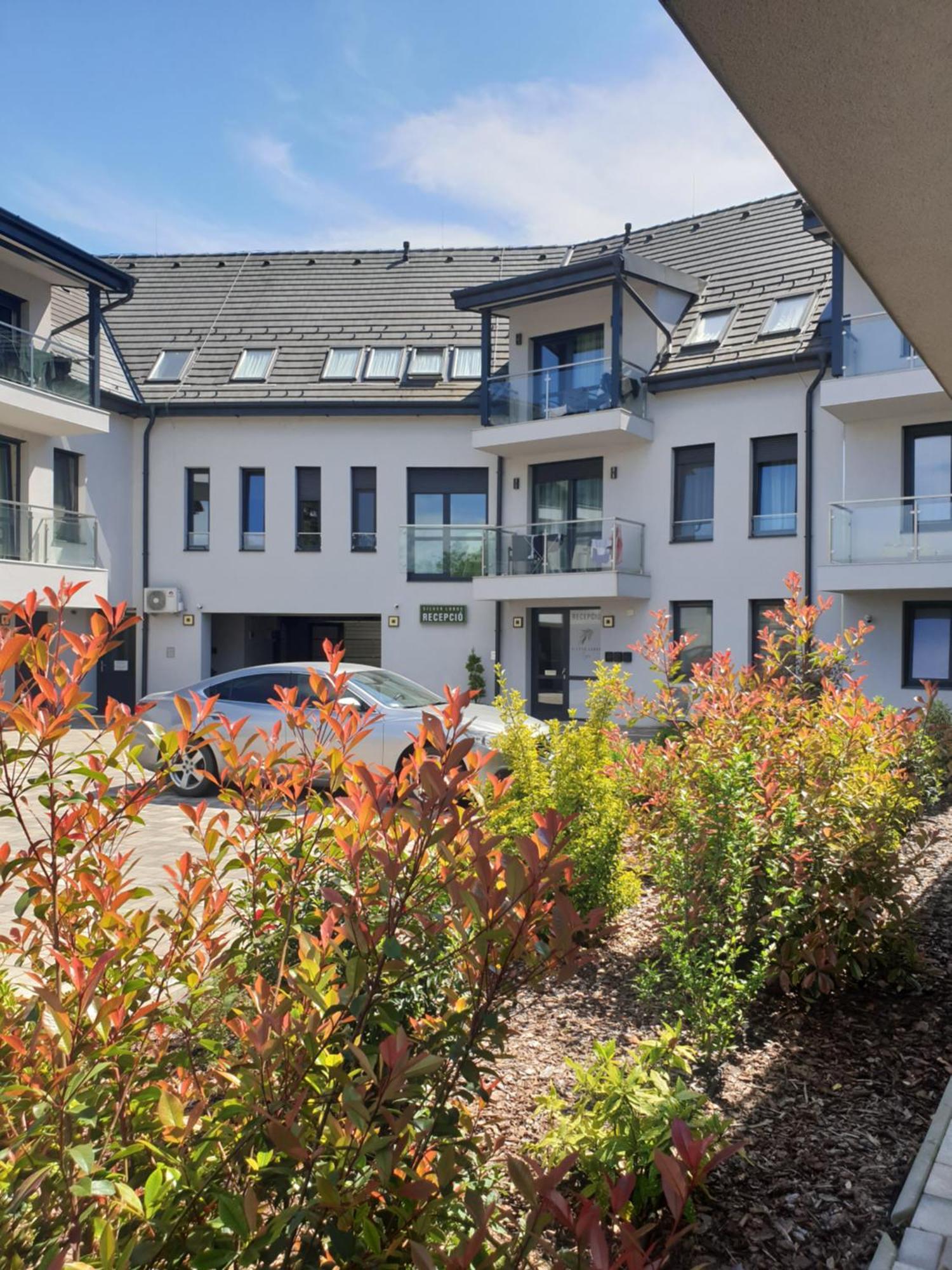 Silver Lodge Apartments Eger Exterior photo